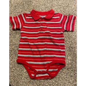 Boys Short Sleeve Collared Onesie. 12 months.